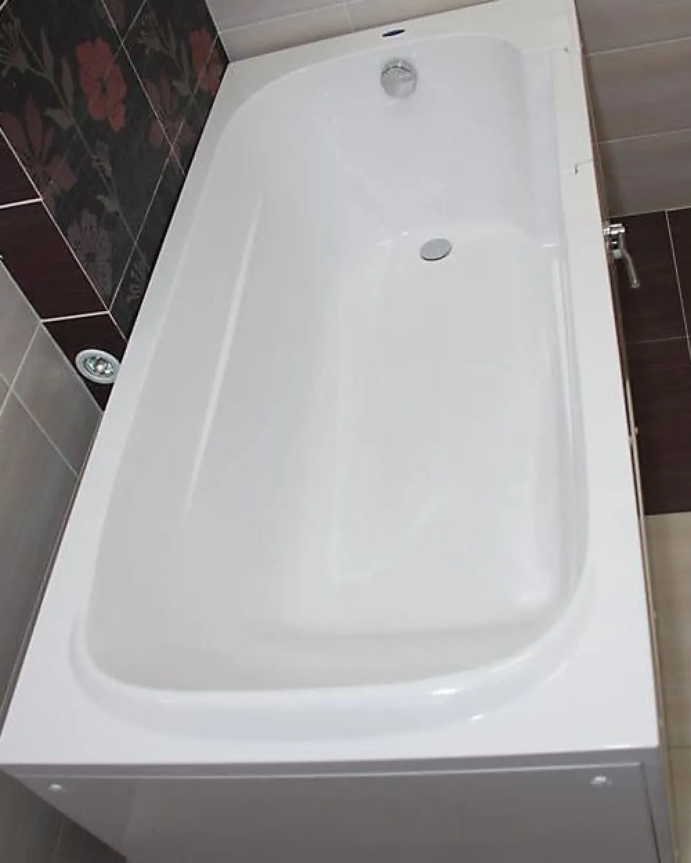Azura Home Design Baignoire à porte EULALIE - 140cm