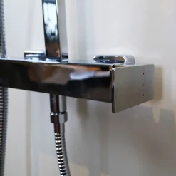 Essebagno Colonne de douche chromée avec mitigeur mécanique Kiara