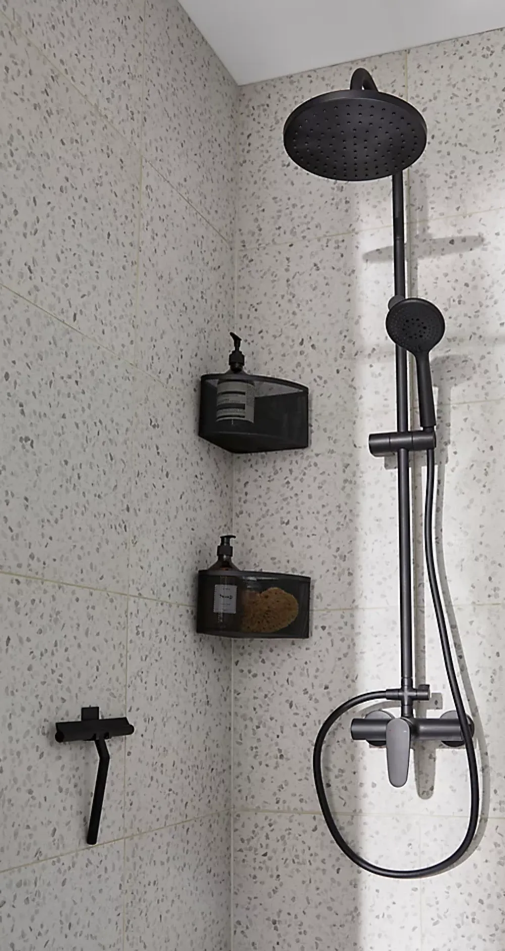 GoodHome Colonne de douche mécanique noire Cavally