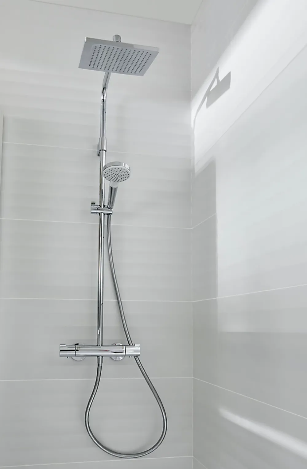 Hansgrohe Colonne de douche thermostatique Crometta E240