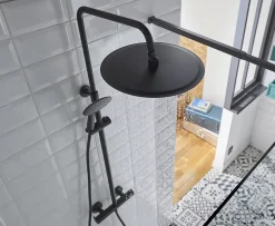 GoodHome Colonne de douche thermostatique avec pommeau + douchette 3 jets + flexible + barre réglable, noir mat, Weddell