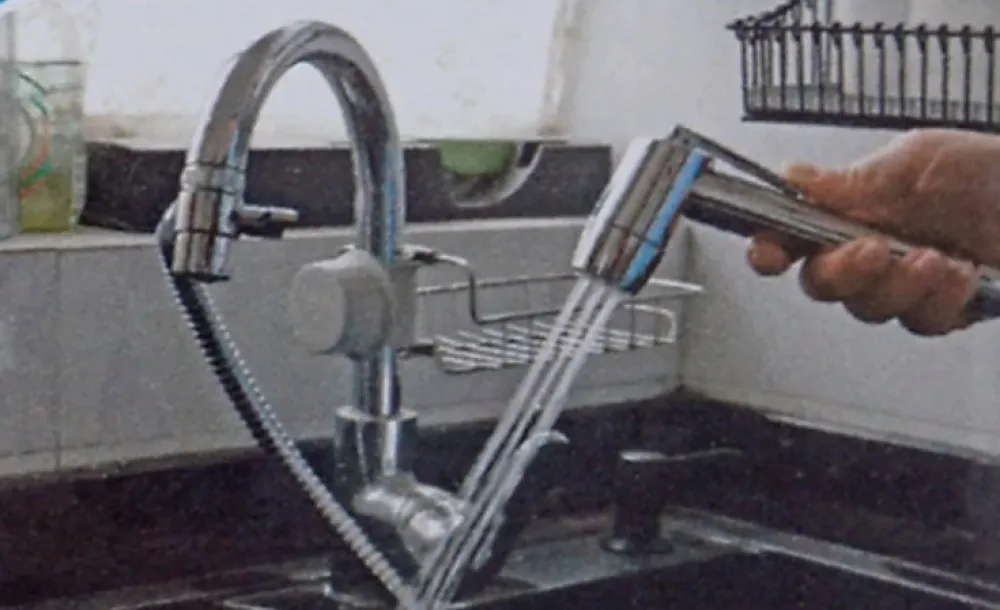 MTK Douchette 2 jets chromée pour robinet de lavabo et évier, Mouss-O Jet