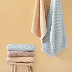 Linnea Drap de douche 70x140 cm pur coton motifs quadrillés collection GLOW marron