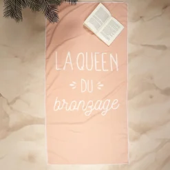 Serviette De Bain|Linnea Drap de plage 70x140 cm en polyester collection KANEOHE modèle "La queen du bronzage" rose