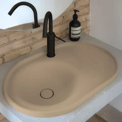 Poalgi Lavabo semi-encastré résine Wraitom 64x14,5x42 cm beige albero série DAL