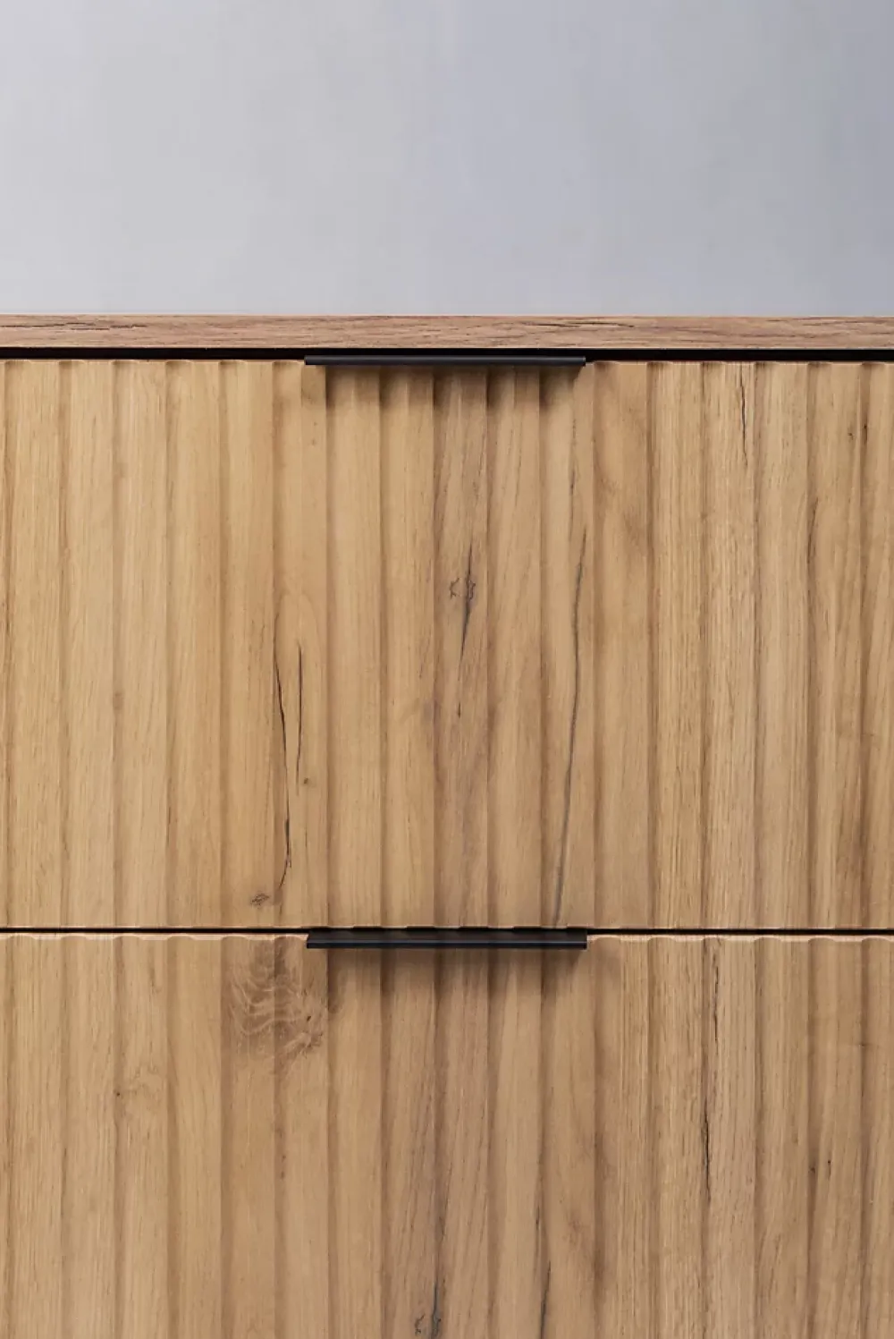Furnidea Meuble à suspendre FLOW couleur chêne avec le plan 80 cm