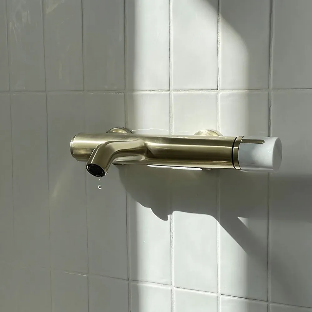 Essebagno Mitigeur bain-douche mécanique, doré et marbre blanc, Manopola