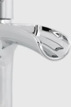 GoodHome Mitigeur de lavabo chromé effet chute d'eau Olmeto