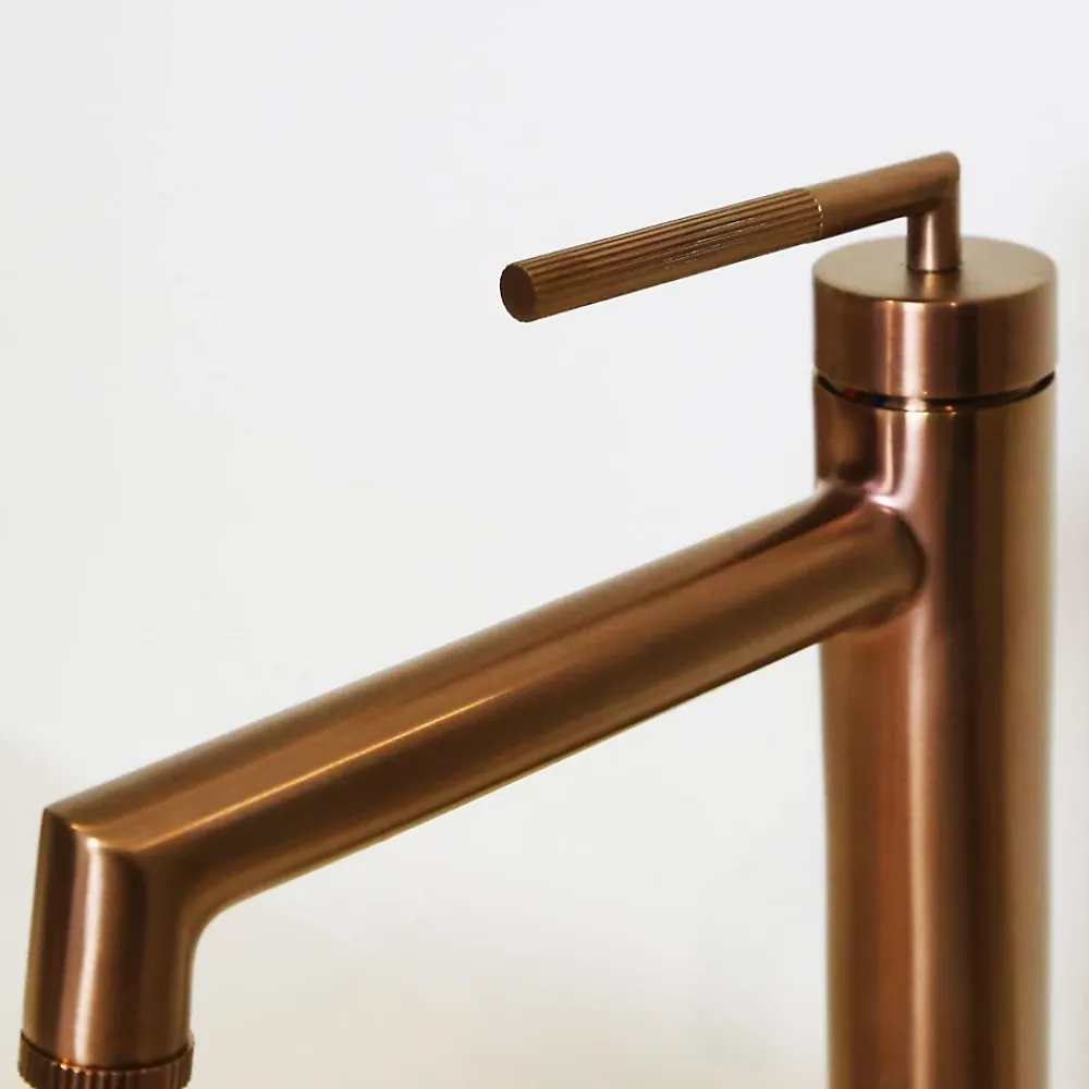 Robinet Lavabo Et Vasque|Essebagno Mitigeur de lavabo haut cuivre brossé Portofino