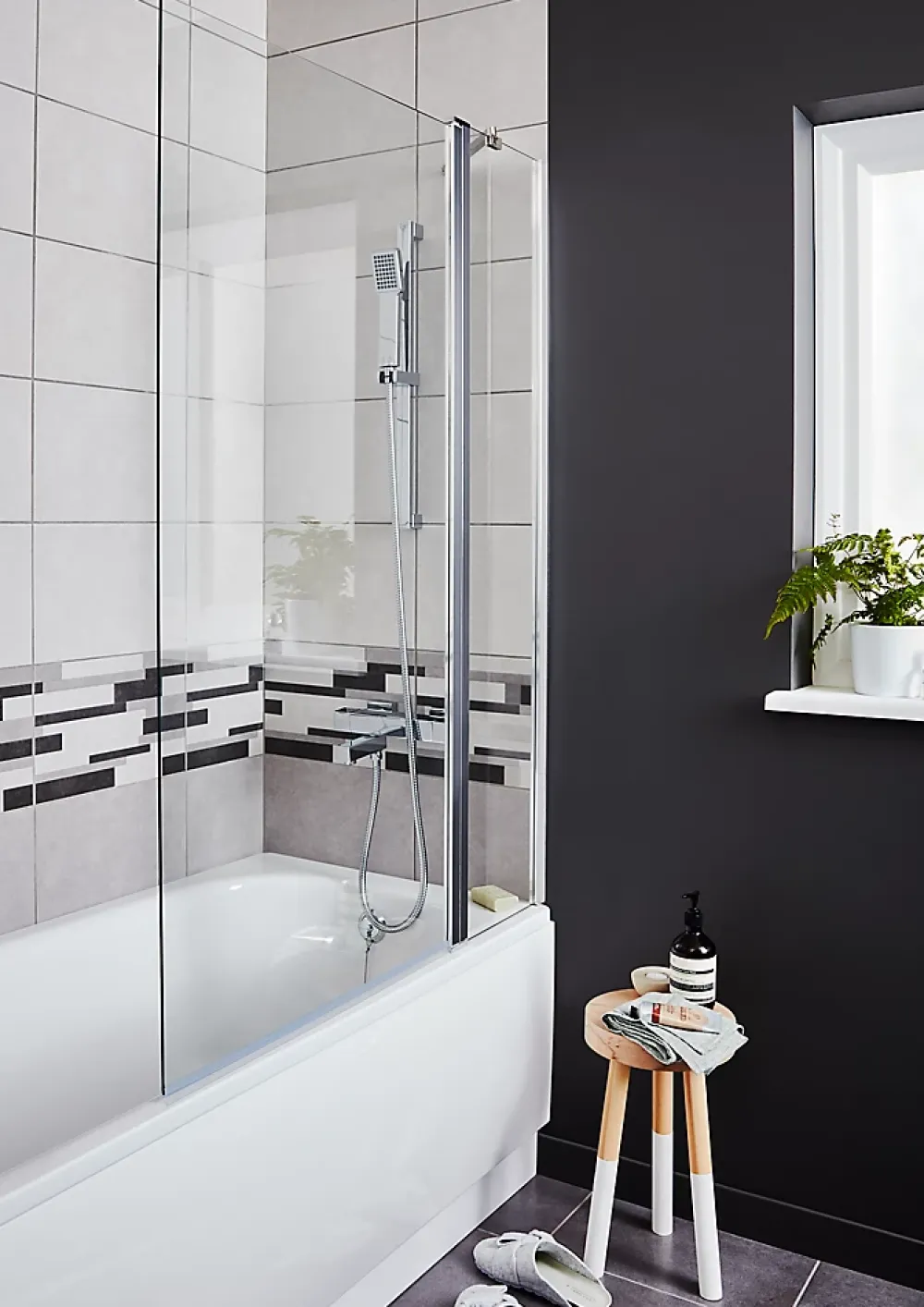 GoodHome Pare-baignoire 2 volets verre transparent profilé finition poli Calera H. 140 x l. 104 cm