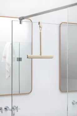 Accessoire De Douche|Accessoire De Douche|Brabantia Raclette de douche avec crochet à suspendre, beige, ReNew
