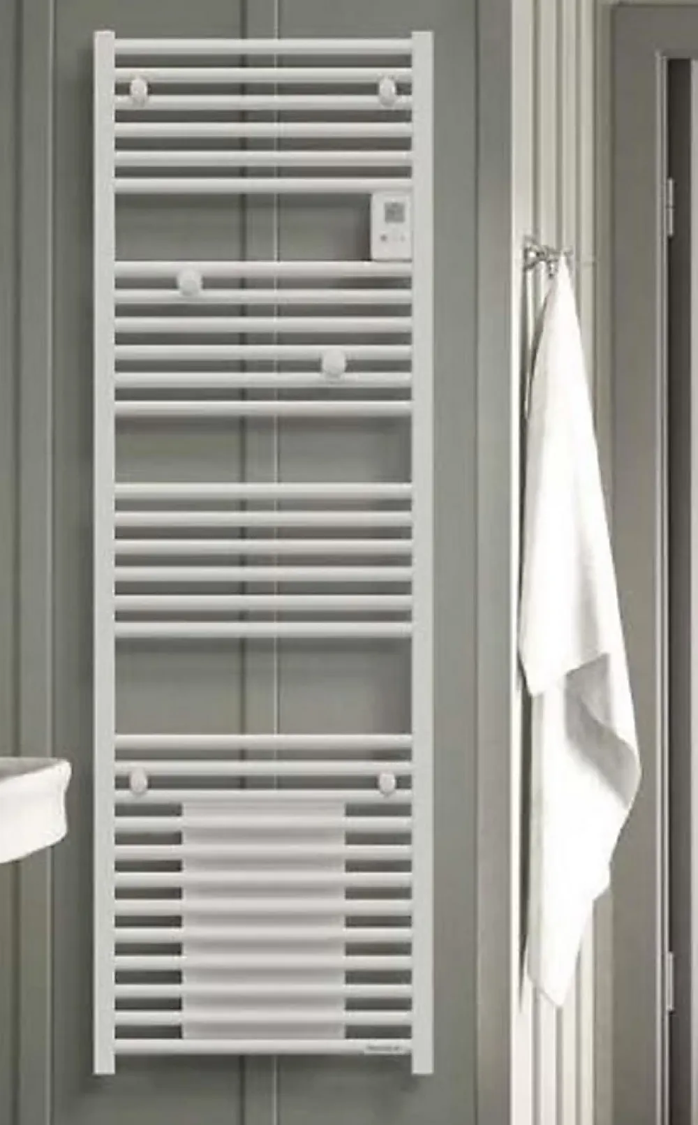 Sèche-Serviettes Mixte|Thermor Radiateur sèche-serviette RIVA 4 sans soufflerie - RIVA 4 - Version standard- Puissance : 750 W - Dimensions : 500 x 1582x 105 m
