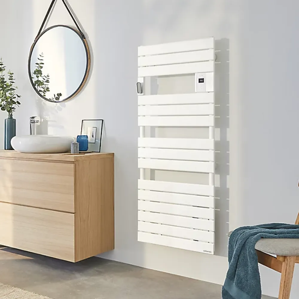 Atlantic Radiateur sèche-serviettes connecté Adelis avec soufflerie 1750W Blanc Brillant - - 861916