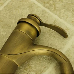 Robinet Lave-Mains|Kroos Robinet lavabo, finition en laiton pour un style classique