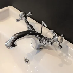 Rogier & Mothes Robinet melangeur lavabo retro CANTERBURY avec bonde