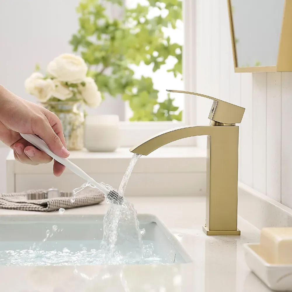 Saniverre Robinet mitigeur bec cascade LERIO or brossé -