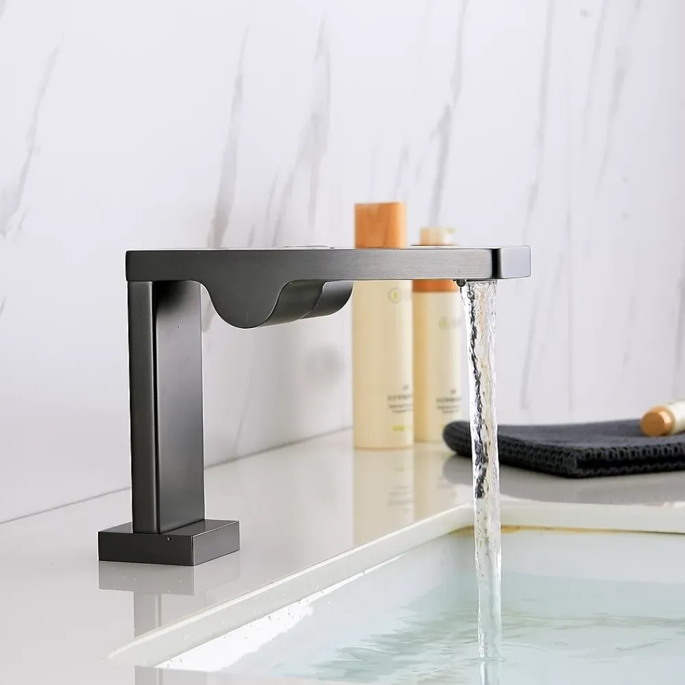 Robinet Lave-Mains|Bernstein Robinet mitigeur monocommande design gun métal pour lavabo ou vasque NT3110G