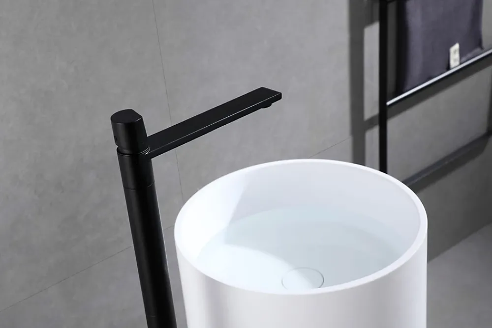 Robinet Lave-Mains|Bernstein Robinet mitigeur sur pied pour lavabo totem 8046 - chrome ou noir mat Noir mat