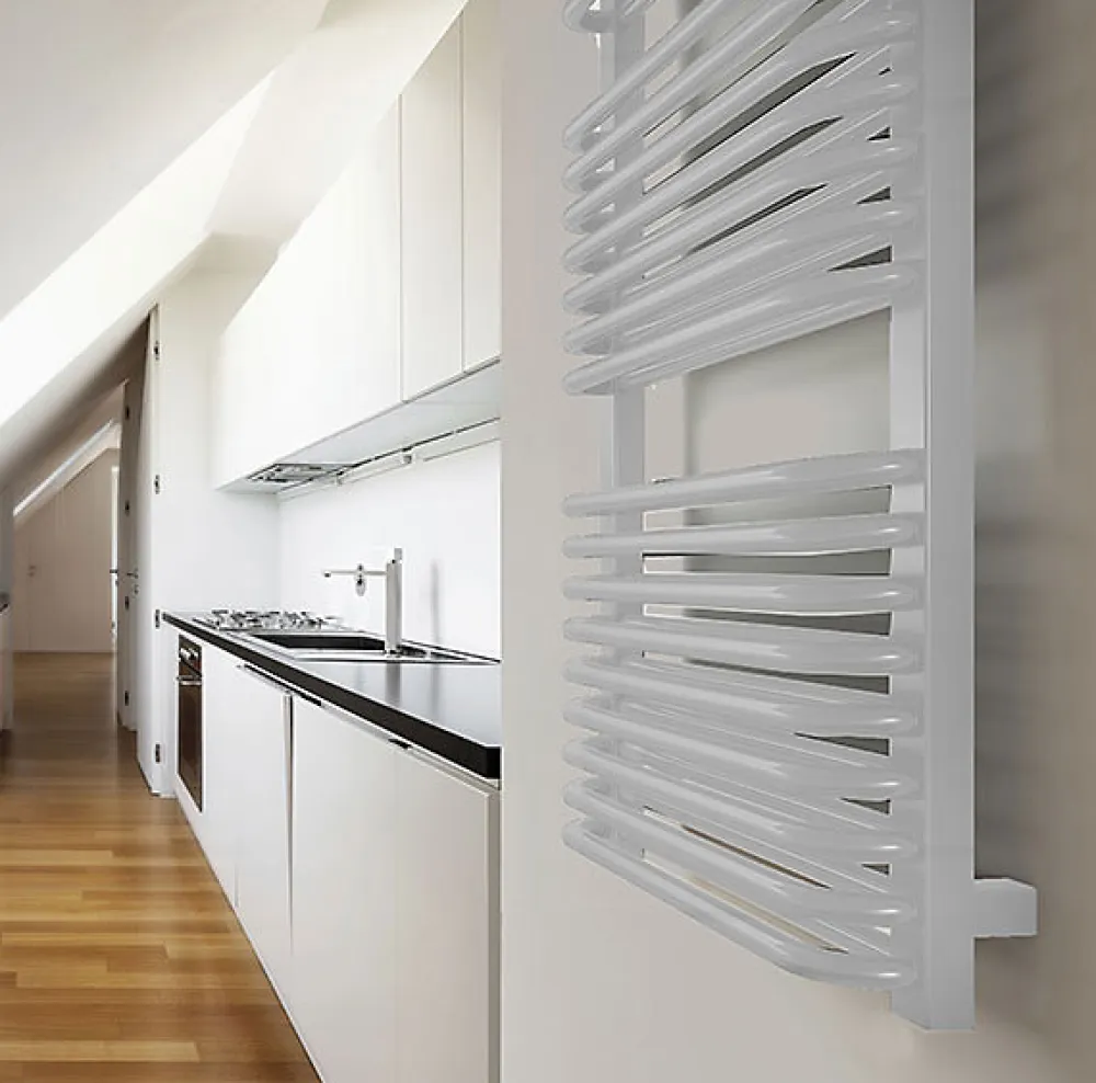 Matisere Sèche-serviette électrique blanc de 820mm de haut et 540mm de large - 600 Watt - TYT820/540E8BBLO