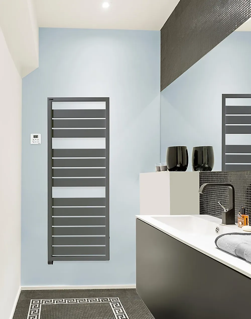Acova Sèche-serviettes électrique à inertie fluide Astrakan anthracite 750W