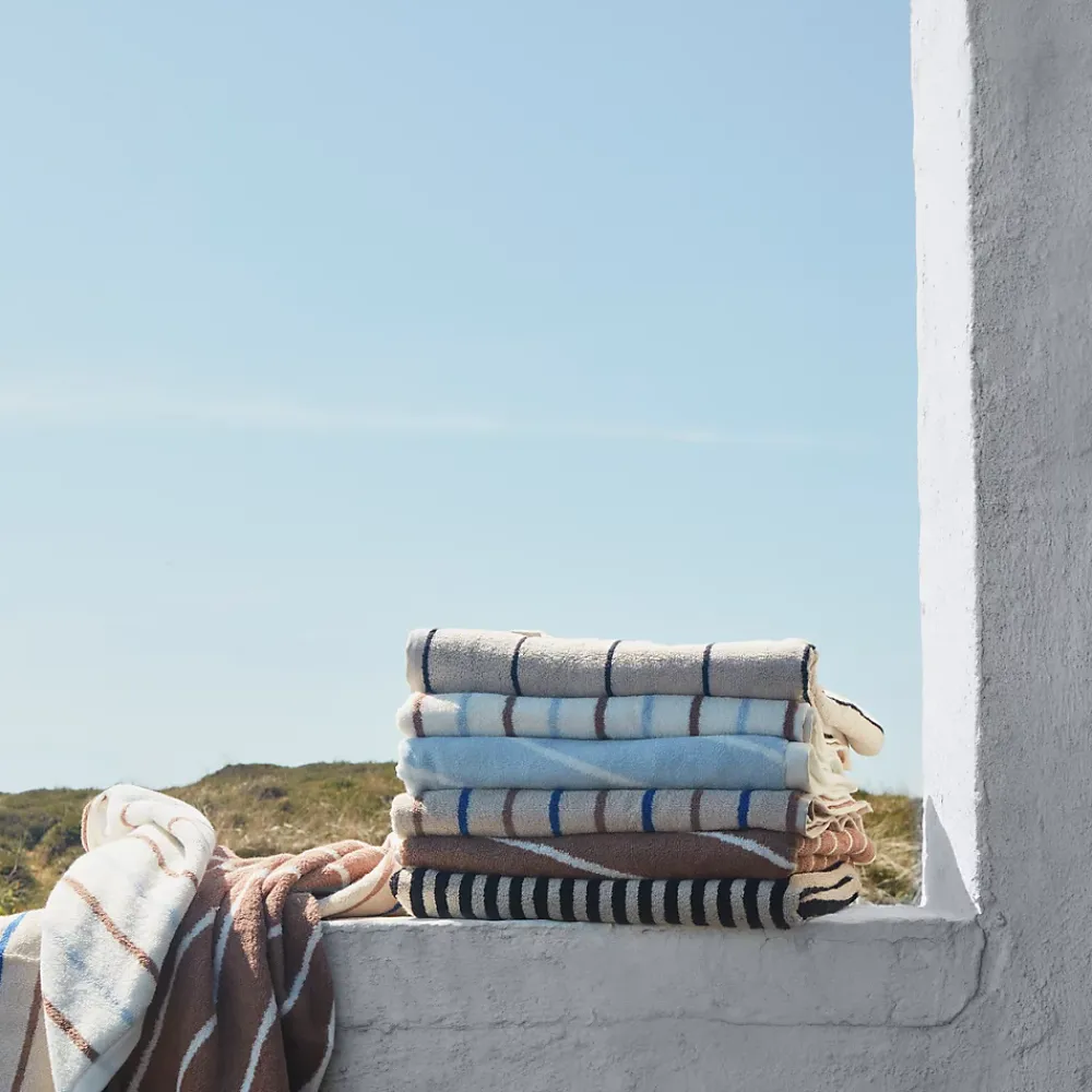 OYOY Living Serviette bleu en coton organique H60x40cm