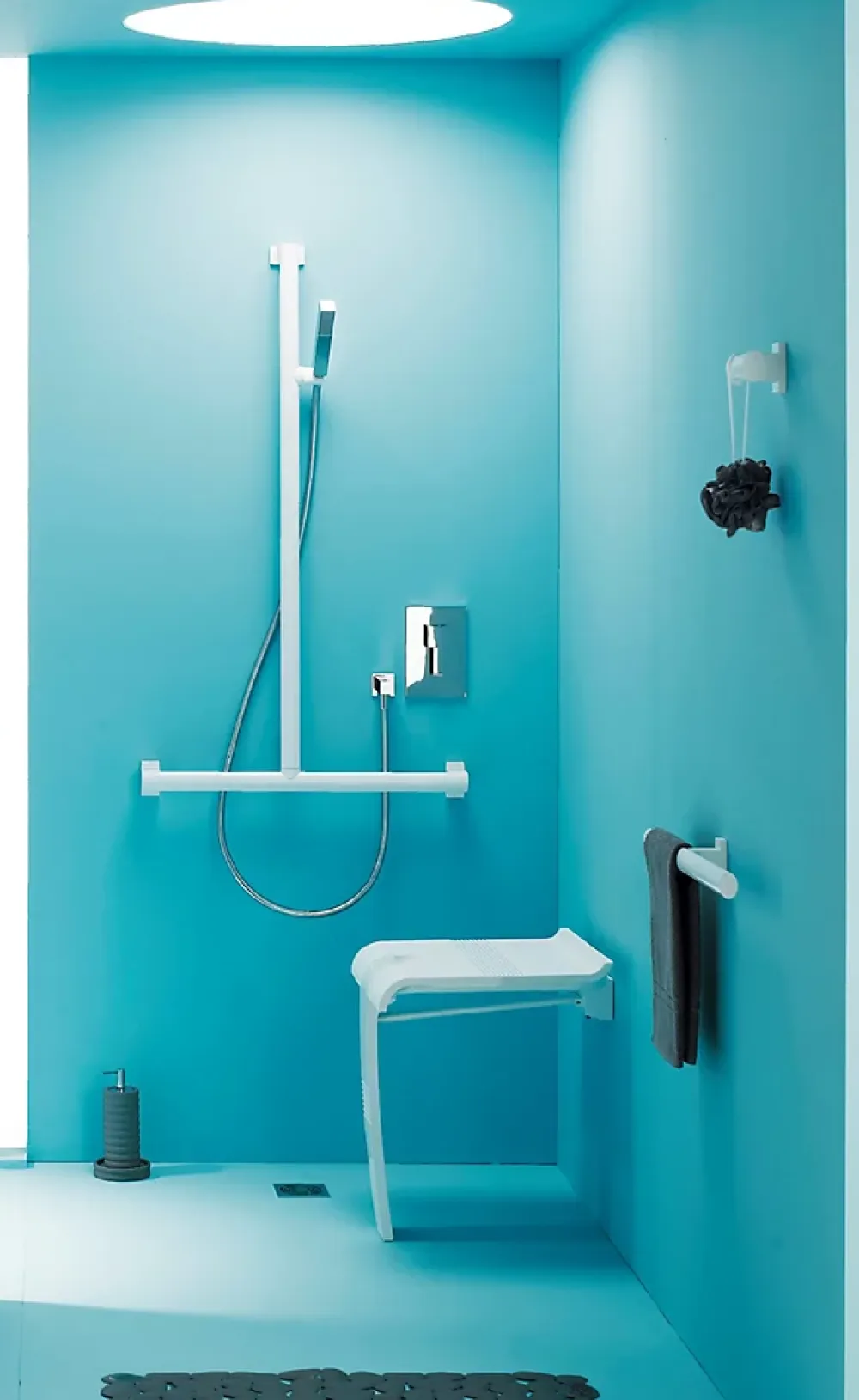 Siège De Douche|Godonnier Siège de douche piètement alu, assise polymère coloris blanc l.45 x P.44,2 x H.50 cm
