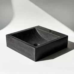 Vasque à poser carrée en basalte noir L.45 x H.10 x P.45 cm, Casa Linea Alba